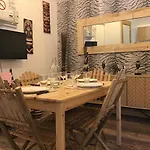 Centre Avec Garage Privé Сasa de vacaciones *