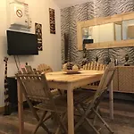 Centre Avec Garage Privé *