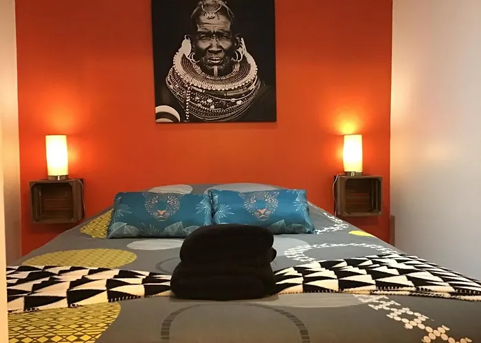 Дом отдыха Centre Avec Garage Prive