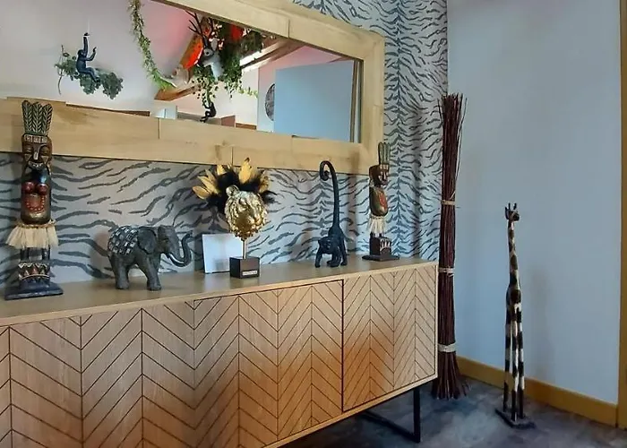 Centre Avec Garage Prive Дом отдыха